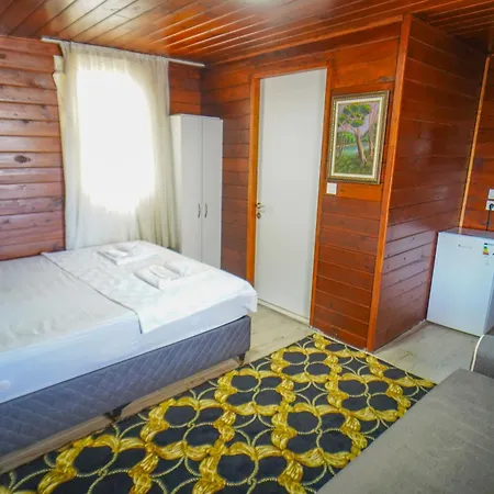 Bu Aparthotel